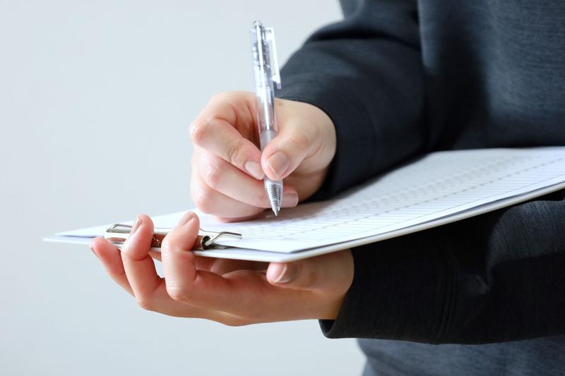 太陽光発電と家庭の電力消費量を比較するイメージ