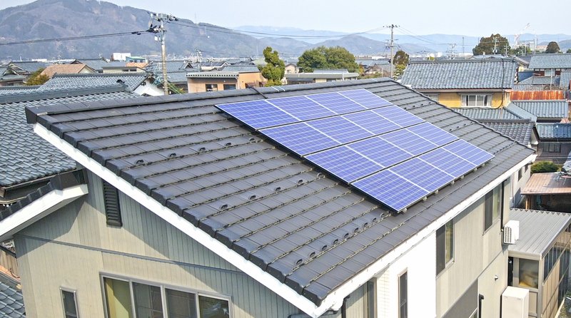 太陽光パネルの廃棄費用はいくら？撤去・処分の全工程