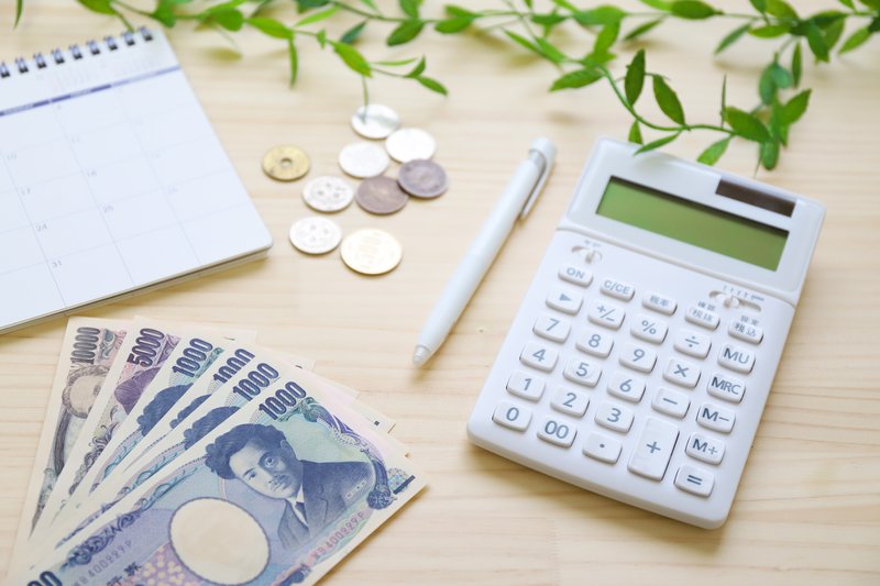 実例：知人宅（4人家族・5kW設置）の2年間の記録